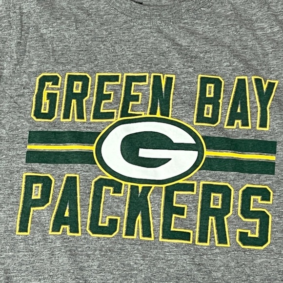 Green Bay Packers NFL Football ' 47 Brand Wisconsin Crewneck Sports Tshirt - Picture 4 of 5